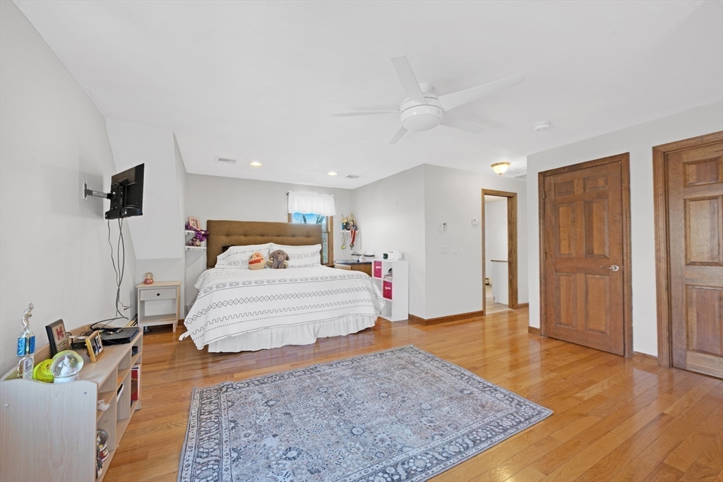 125 Jenks St