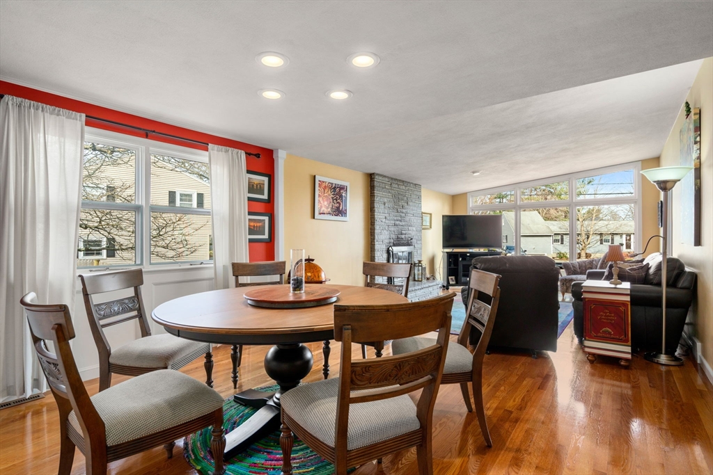 37 Hemlock St