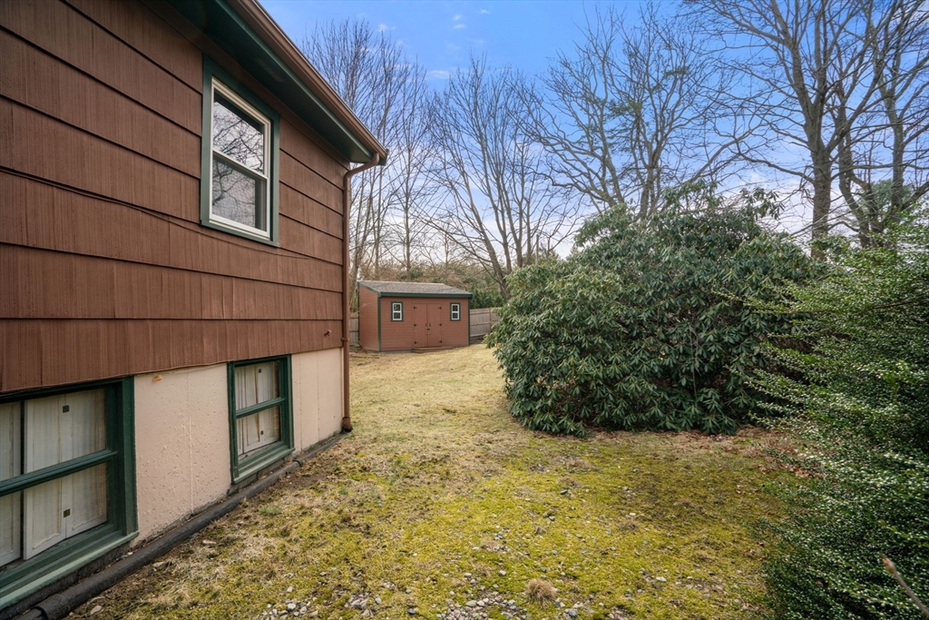 37 Hemlock St