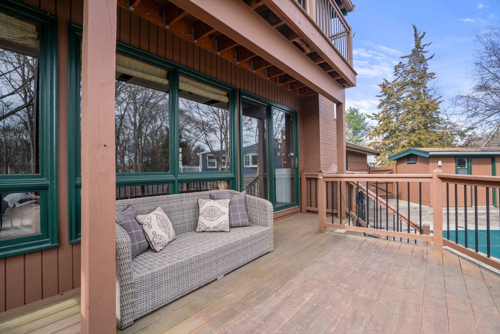 37 Hemlock St