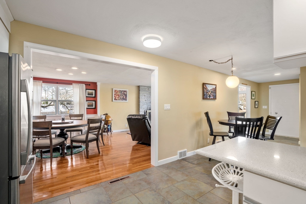 37 Hemlock St