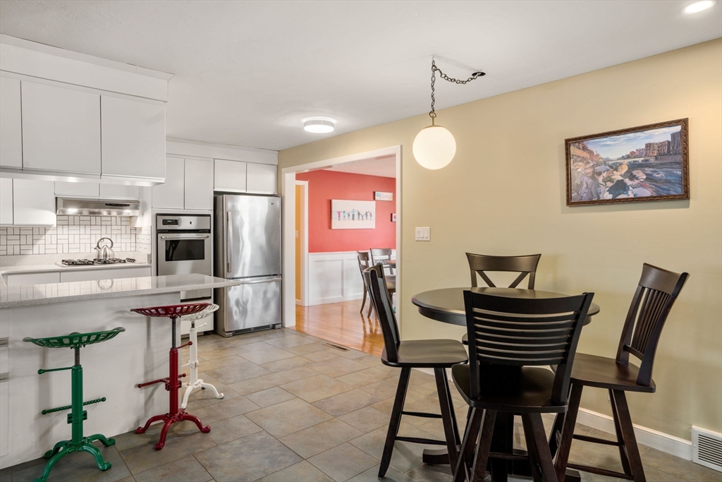 37 Hemlock St