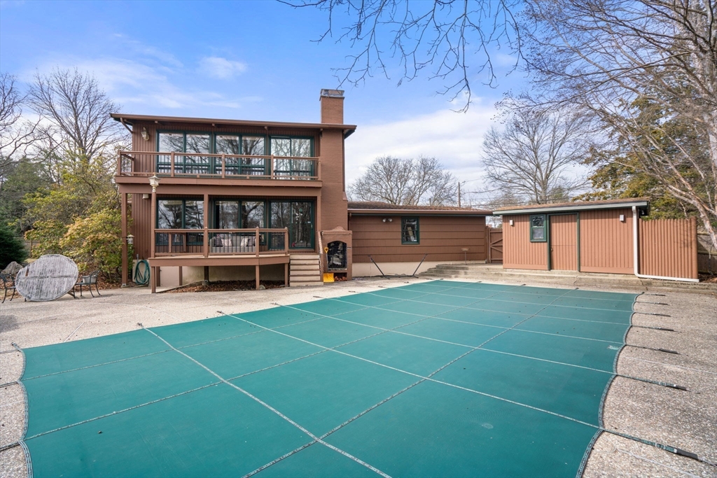 37 Hemlock St