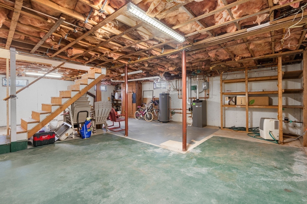 76 Kompass Dr
