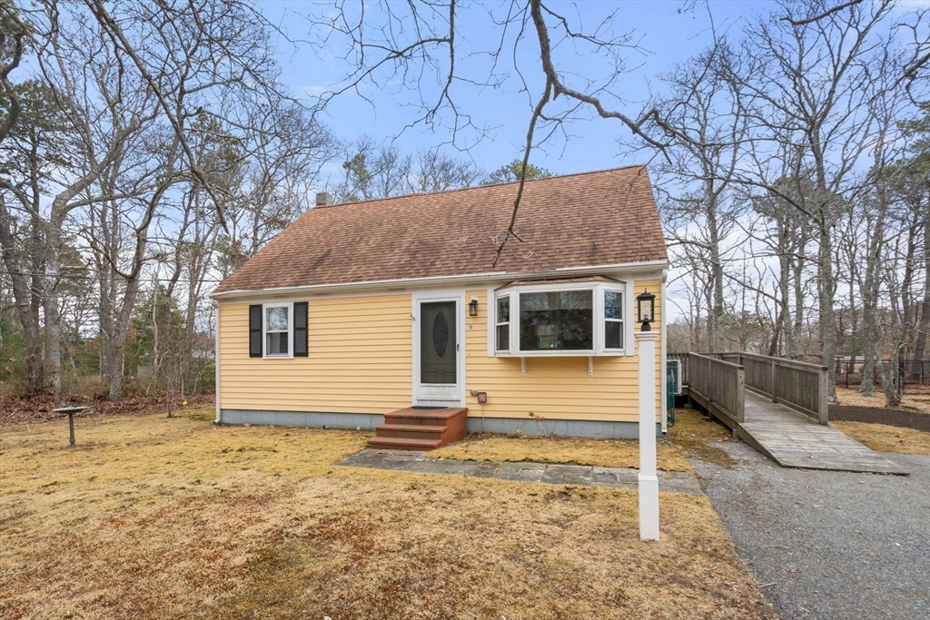 76 Kompass Dr
