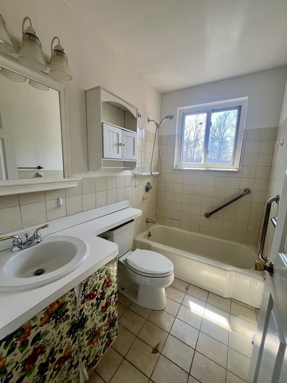 7 Endicott St # 6