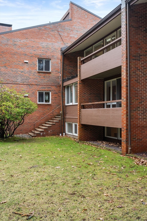 241 Perkins # B302