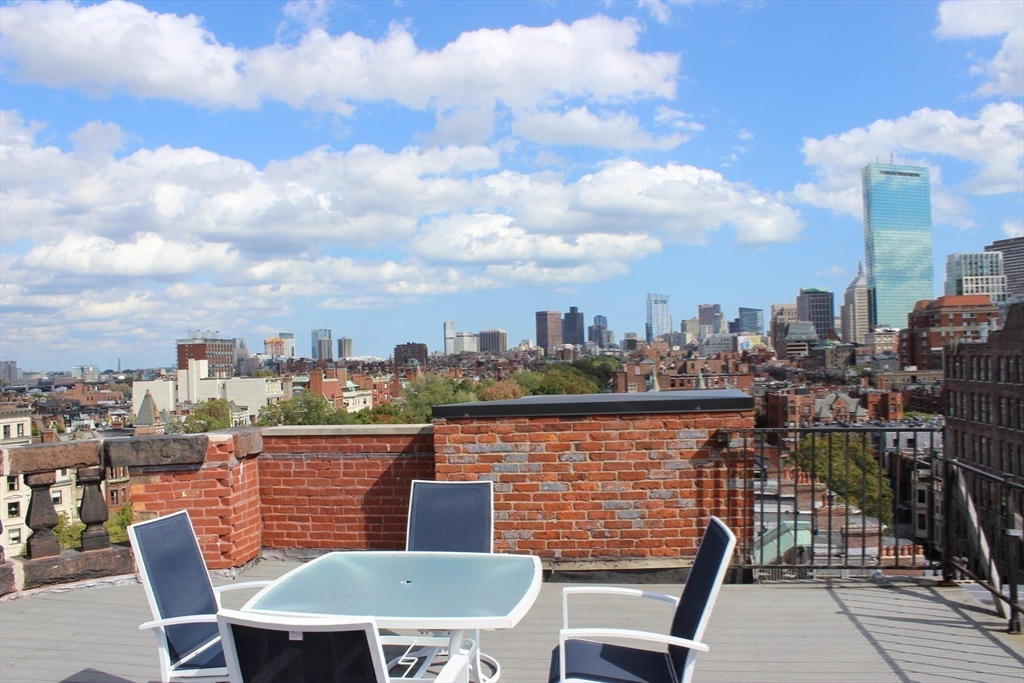 362 Commonwealth Ave # 2H