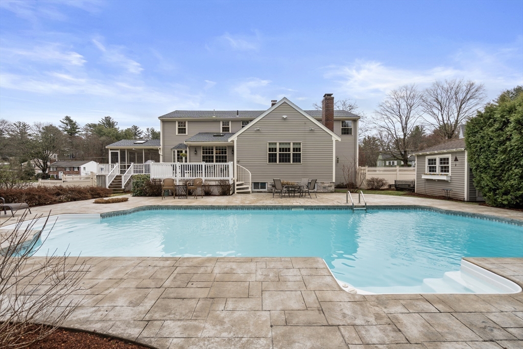 6 Marlyn Rd