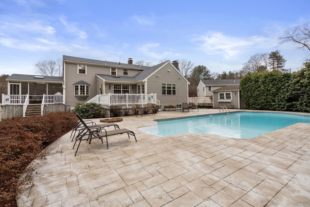 6 Marlyn Rd
