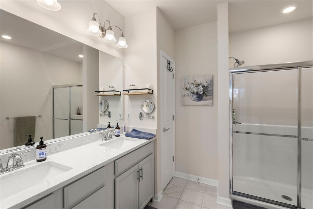 3206 Pennington Drive # 3206