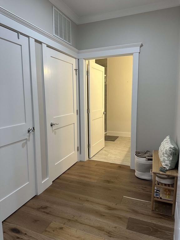 298 Washiington Street # 204