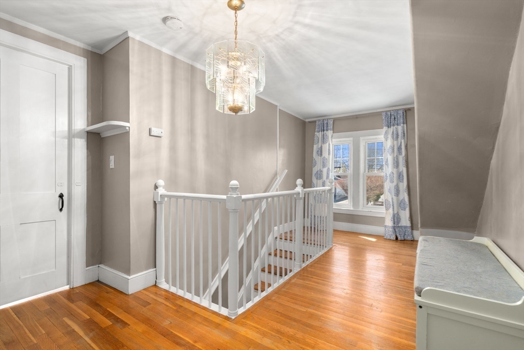 52 Pleasant St