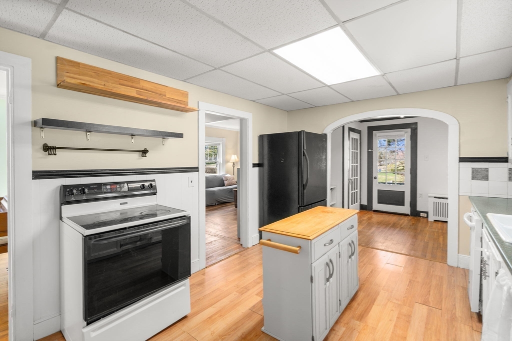 52 Pleasant St