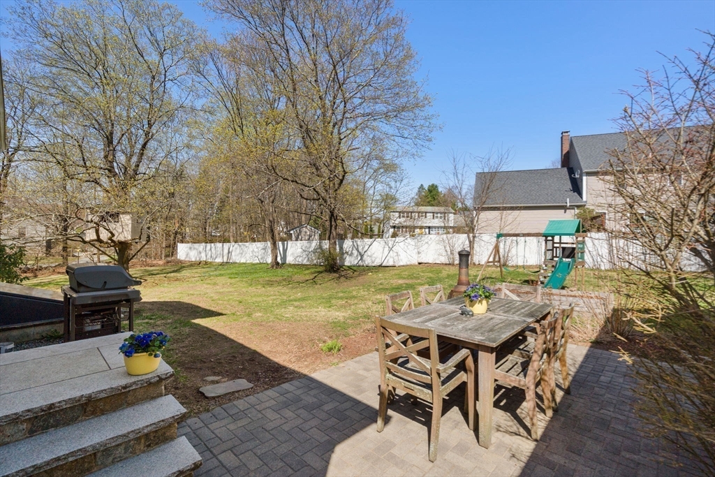 52 Pleasant St