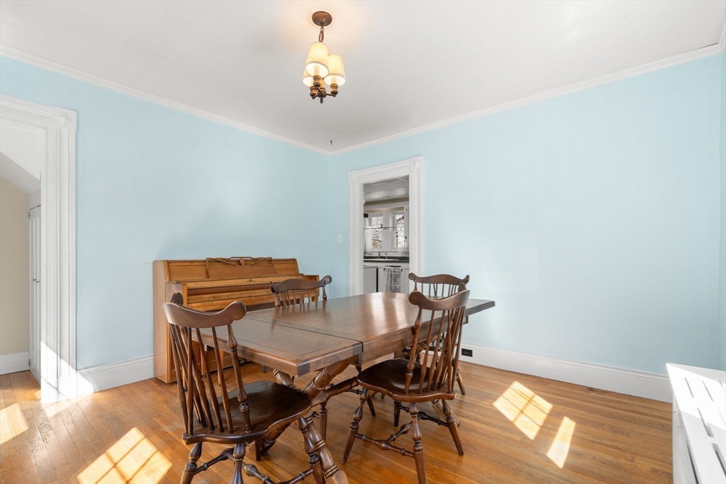 52 Pleasant St