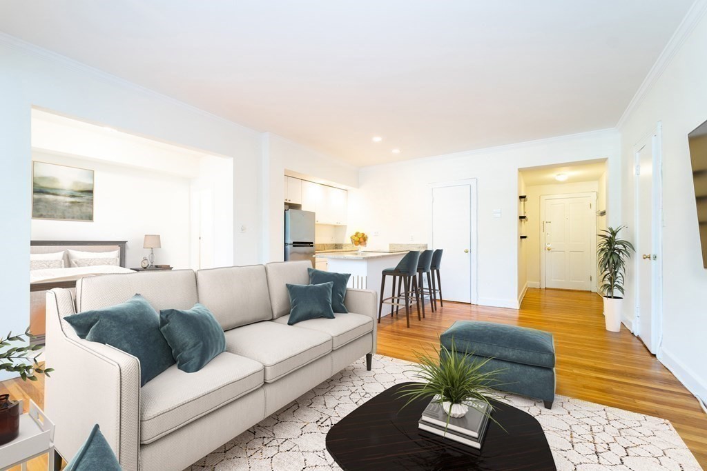 236 Beacon St # 1H