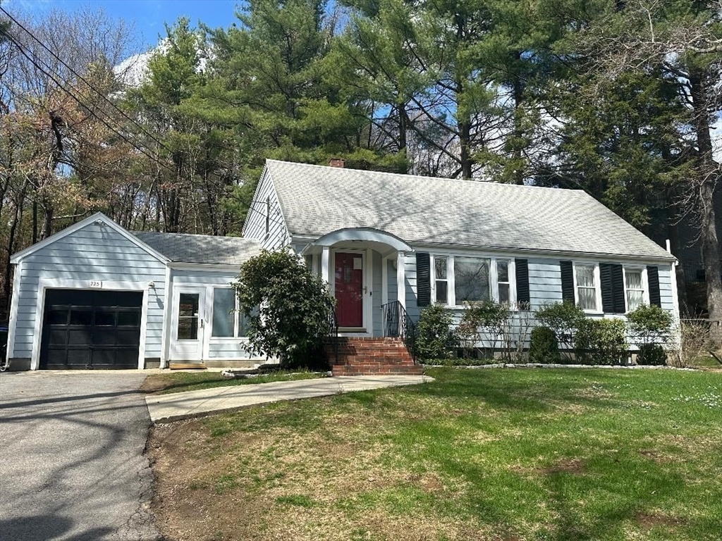 225 Woodland Road