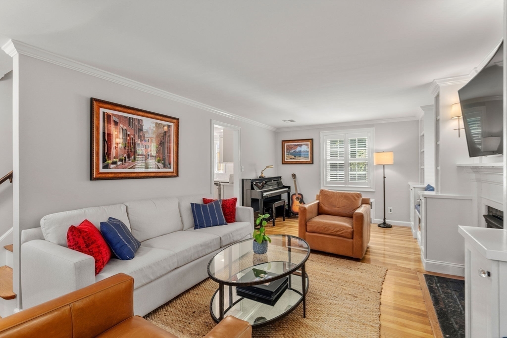 33 Coolidge Road