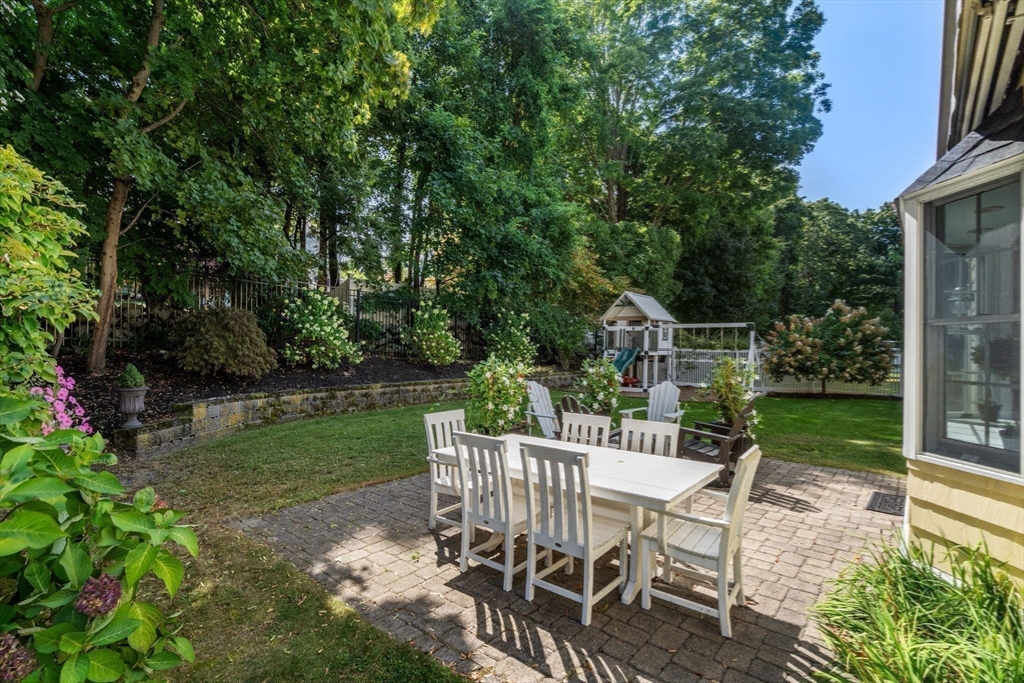 33 Coolidge Road