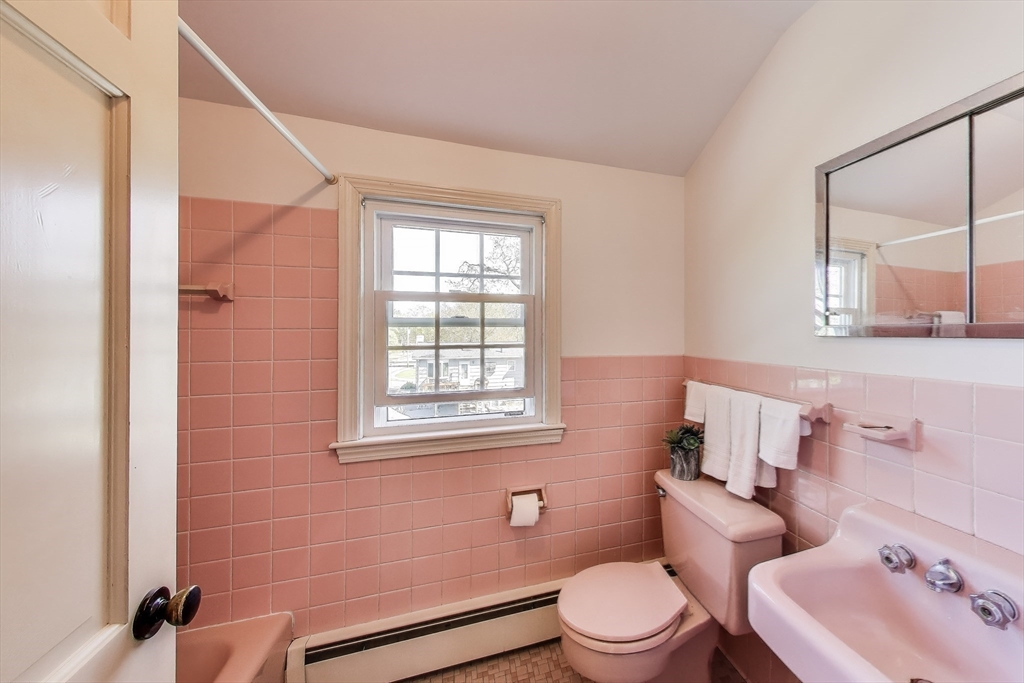 136 Albemarle Rd