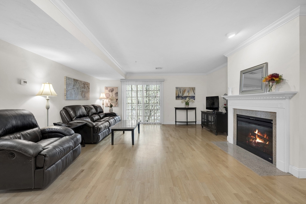 1 Lenox St # 203