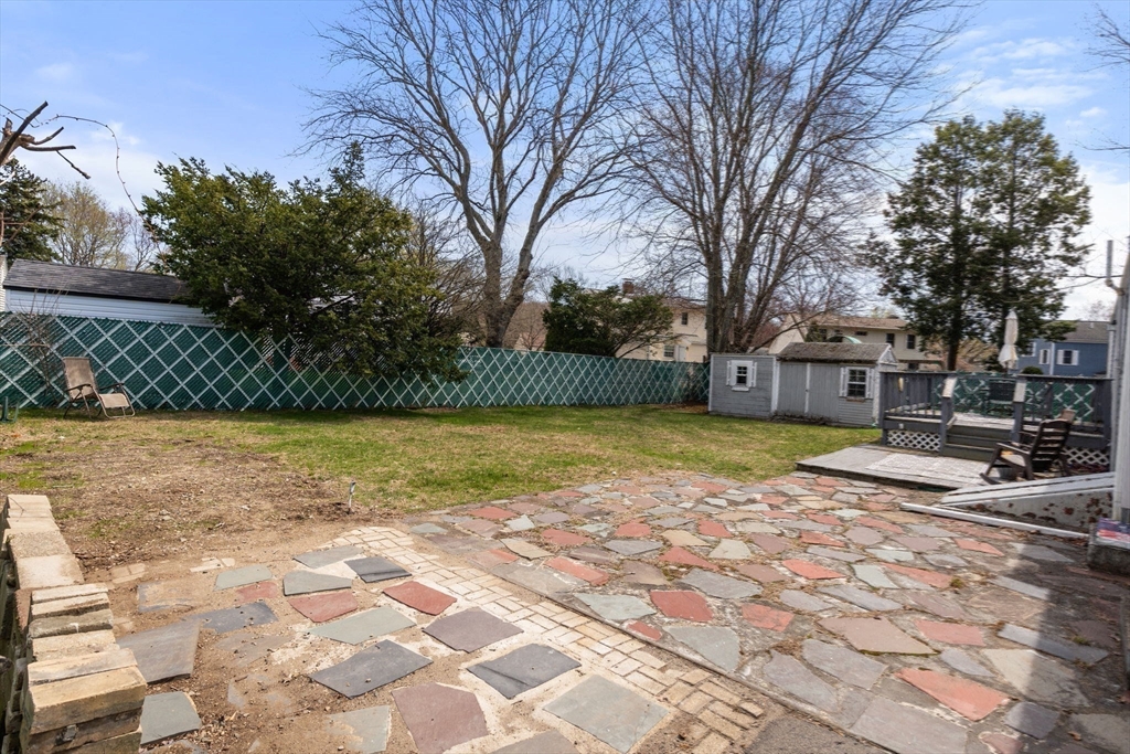 28 Saint Dennis Dr