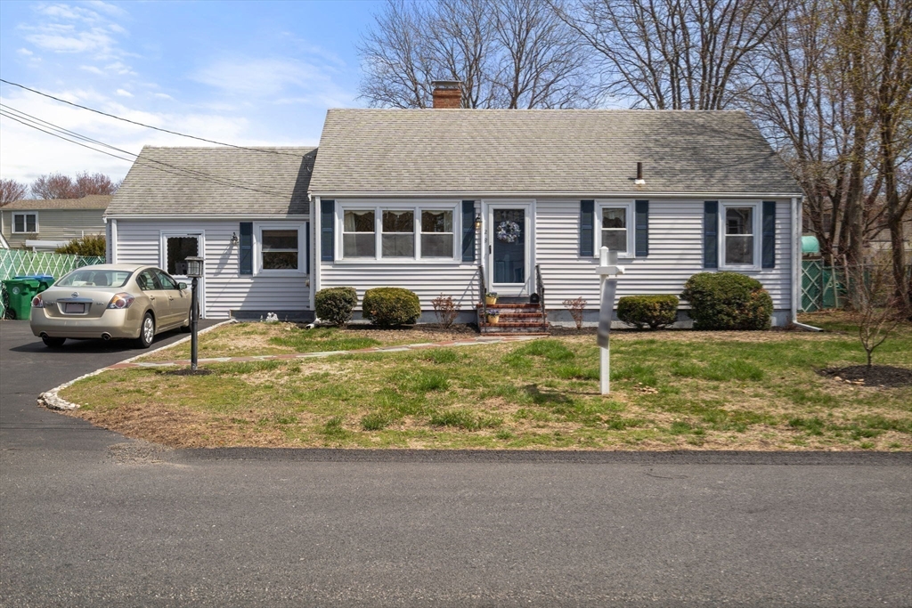 28 Saint Dennis Dr