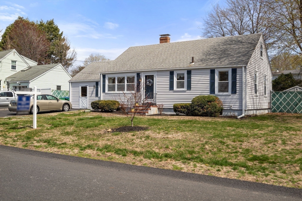 28 Saint Dennis Dr