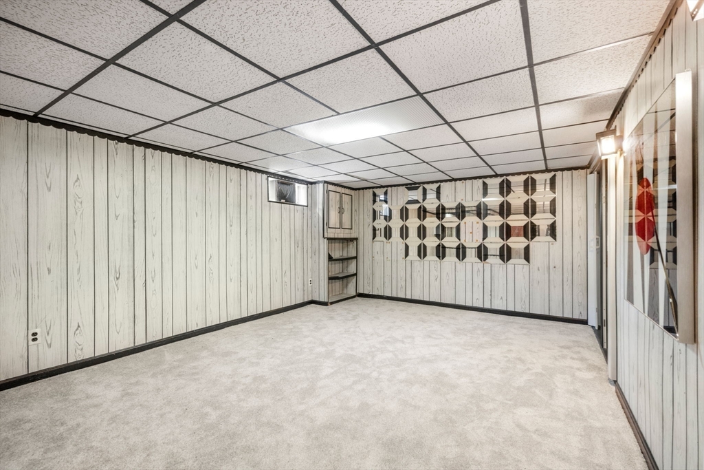 28 Saint Dennis Dr