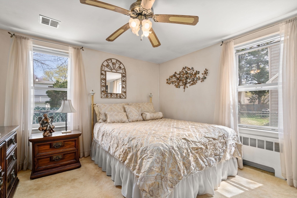 28 Saint Dennis Dr