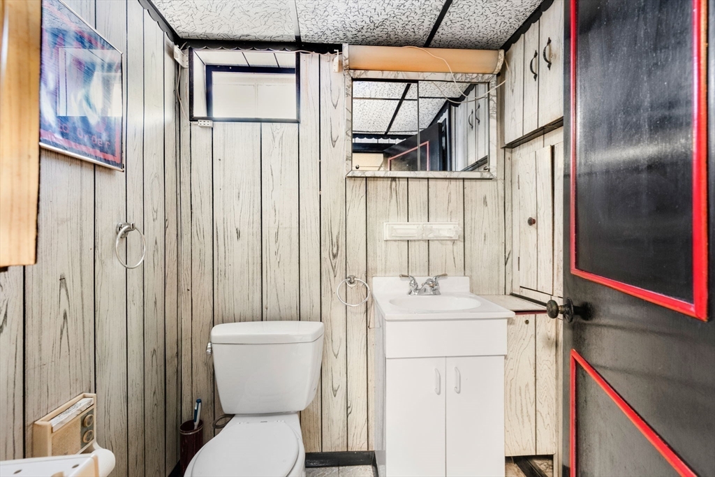 28 Saint Dennis Dr