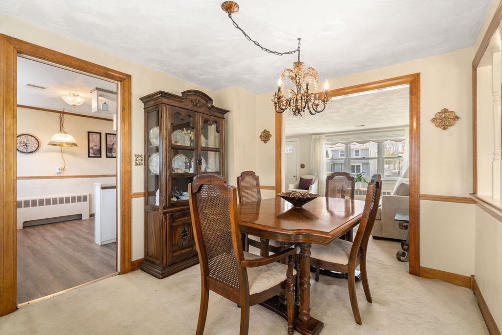 28 Saint Dennis Dr