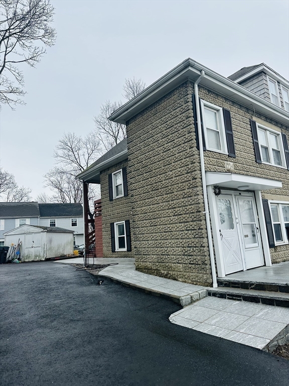 257 East St # 1