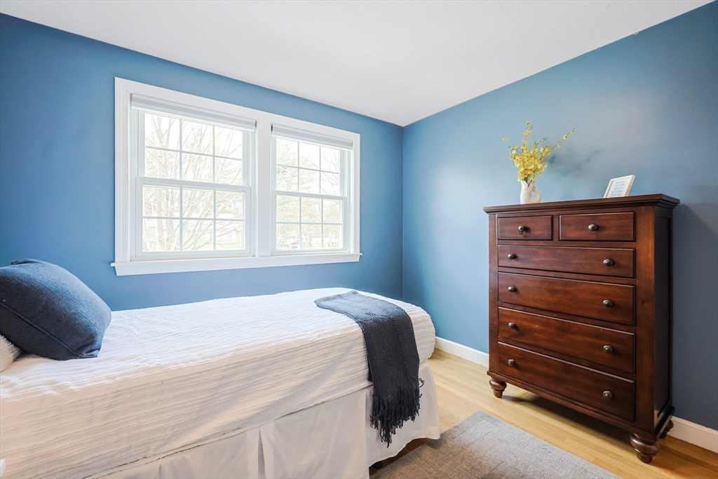 17 Tamarack Road