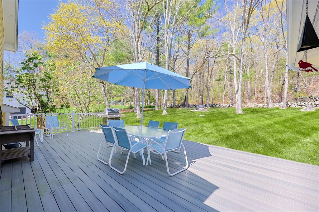 17 Tamarack Road