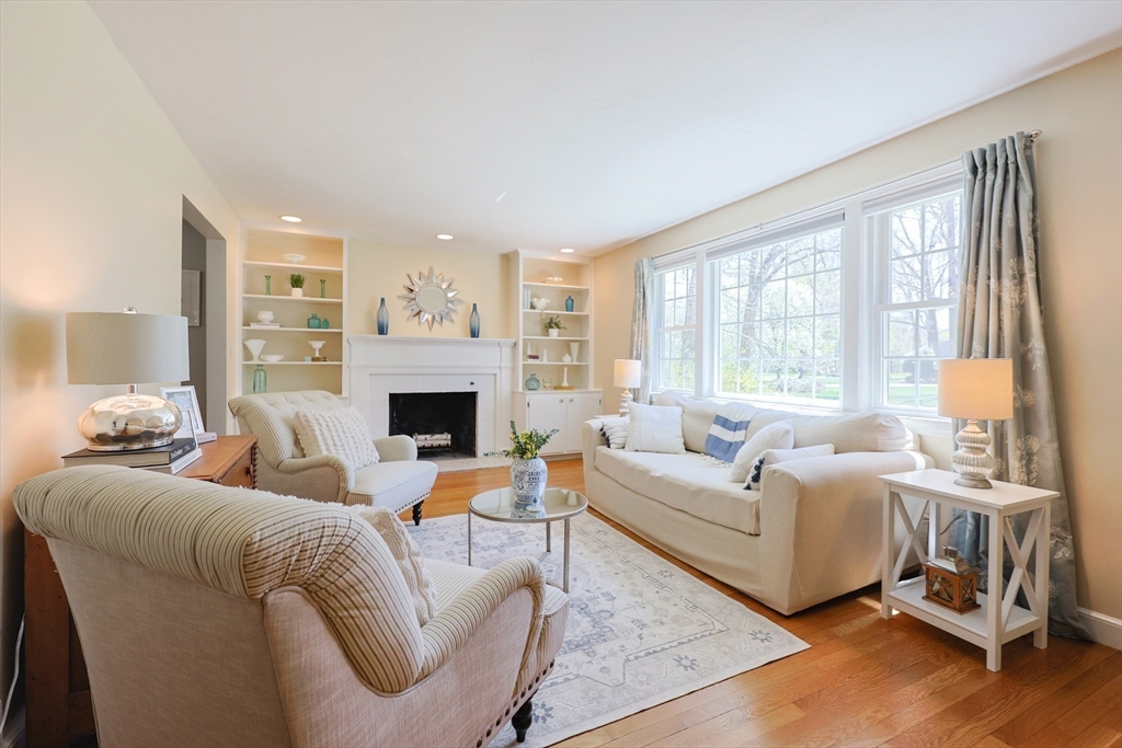 17 Tamarack Road