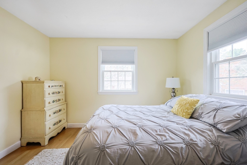 17 Tamarack Road