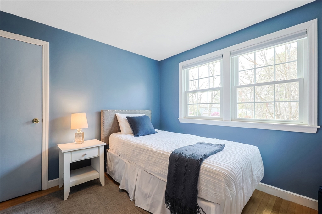 17 Tamarack Road