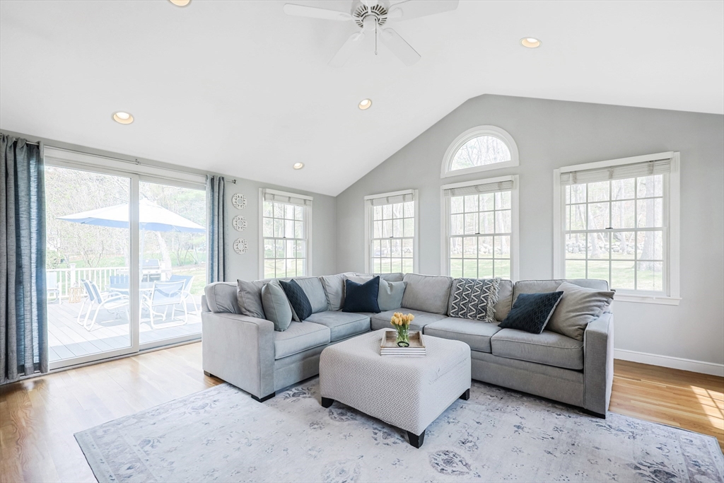 17 Tamarack Road
