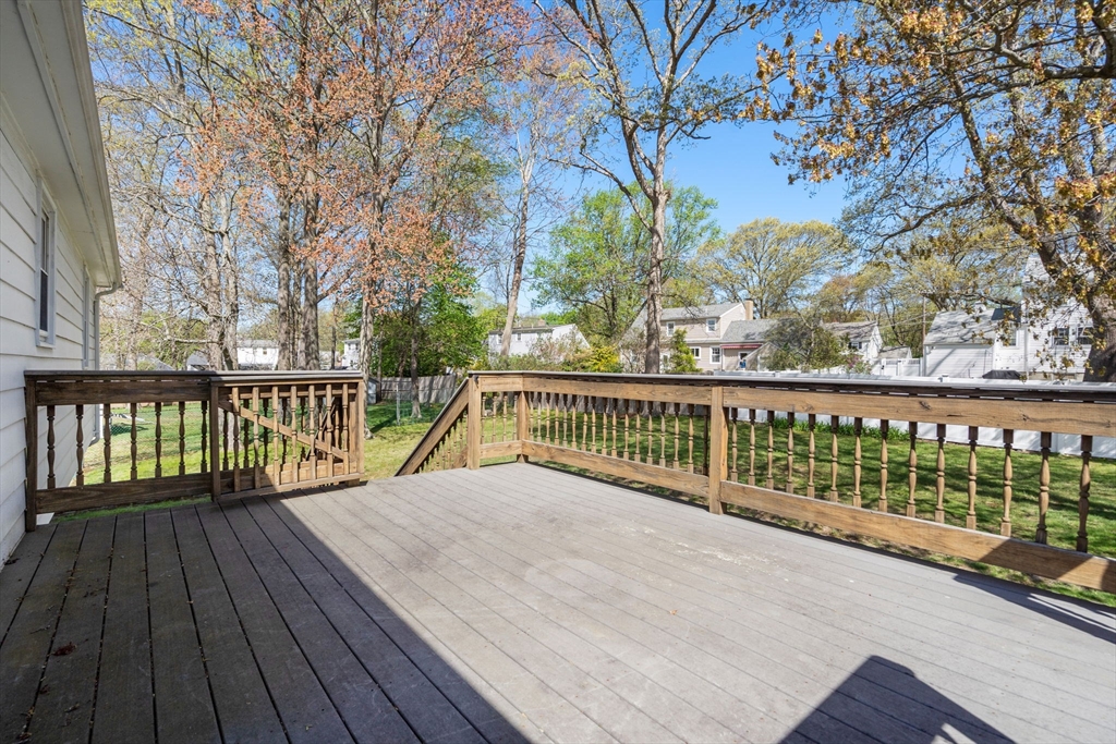 28 Arnold Rd
