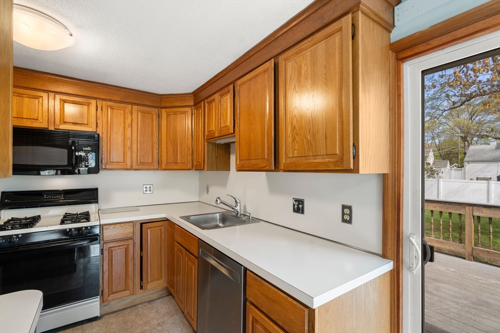 28 Arnold Rd