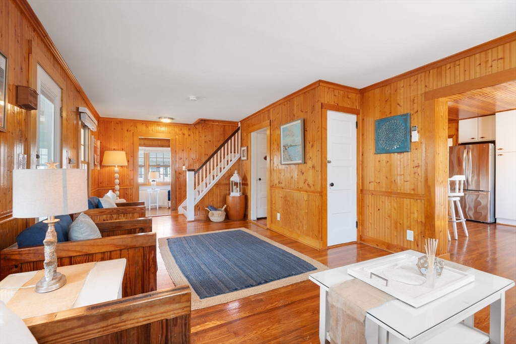 7 Hawthorne Ct