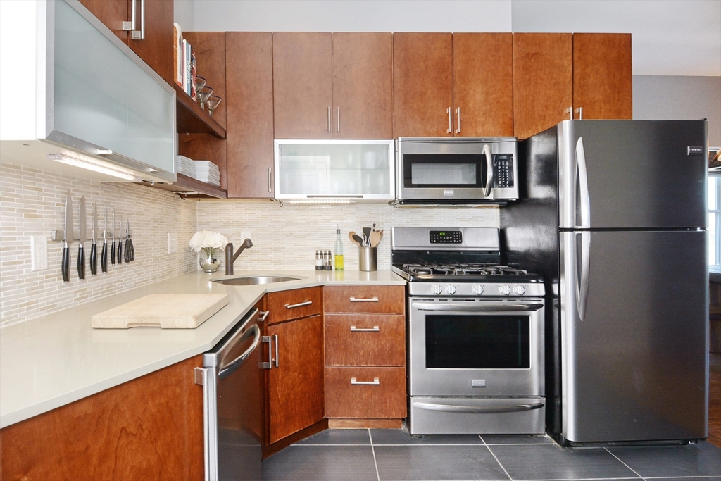 309 Emerson St # 16