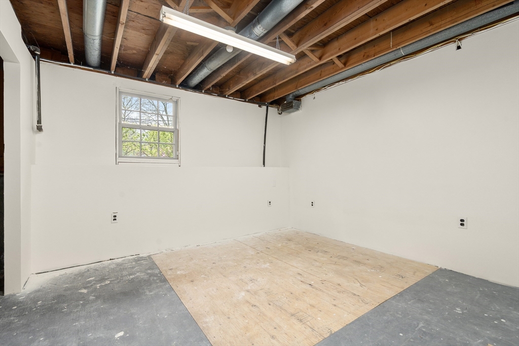 203 Water St
