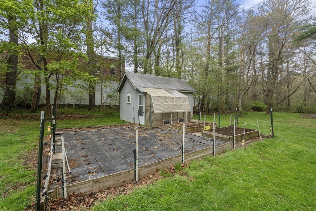 203 Water St