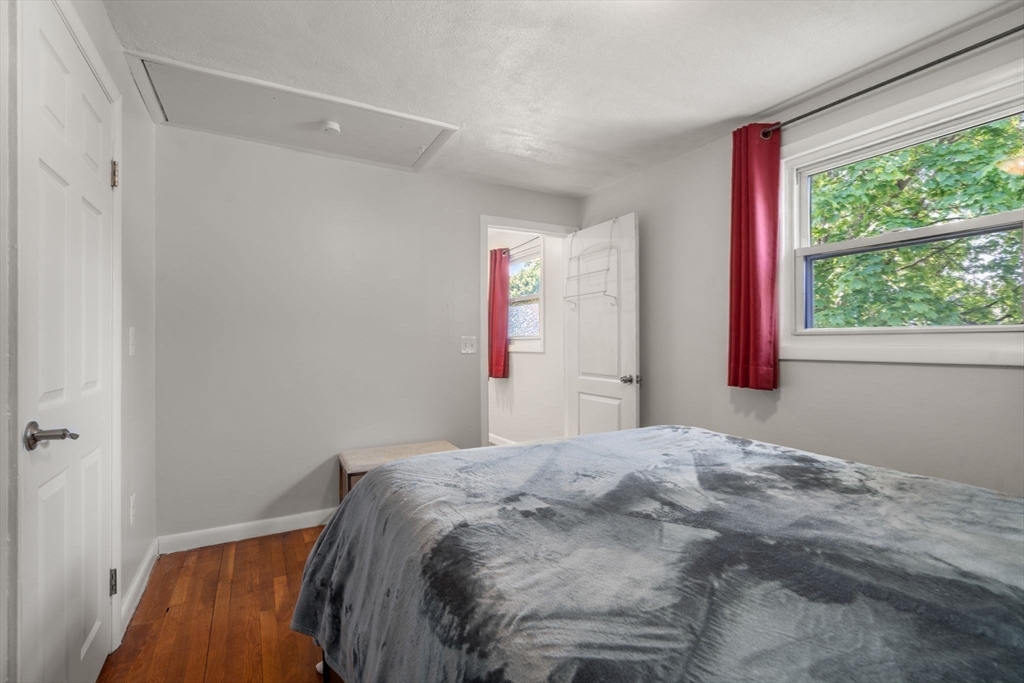 37 Porter Rd