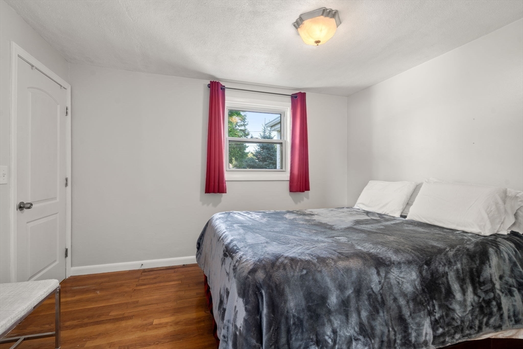 37 Porter Rd