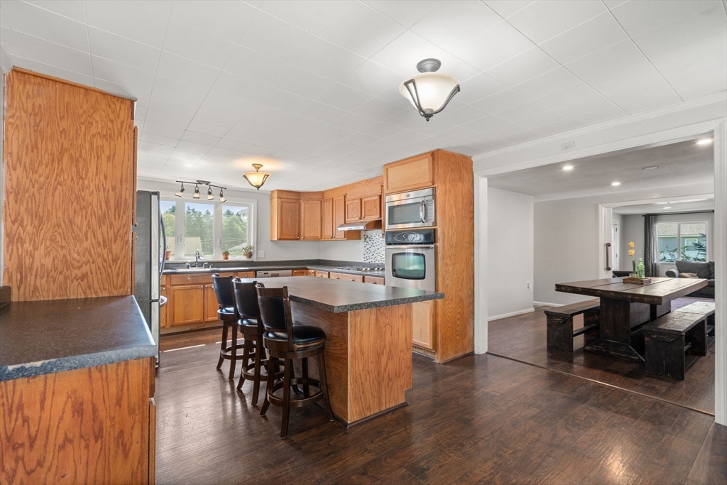 37 Porter Rd