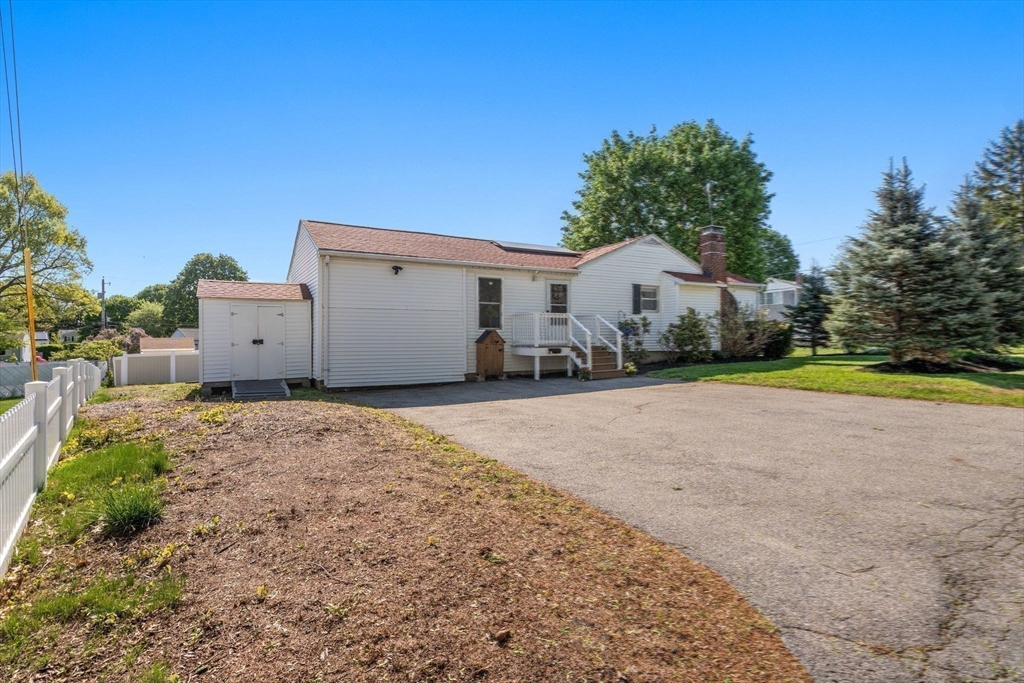 37 Porter Rd